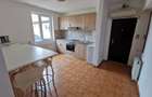 Apartament cu 2 camere decomandat în P-ța Victoriei - 8