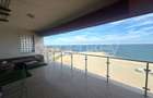 Apartament cu vedere spectaculoasa catre mare - 11
