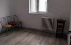 Apartament cu 3 camere, zona Baza 3 - 3