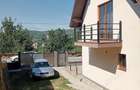 Casă cu 5 camere în Vatra Satului - 3