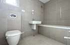 Apartament cu 3 camere decomandat în Tractorul - 15