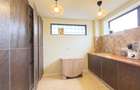 Apartament cu 5 camere decomandat în Calea Călărașilor - 7