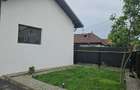 Casă cu Teren 800 Mp în Păulești - 3
