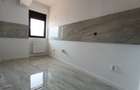 Apartament cu 3 camere decomandat în Gorjului - 3