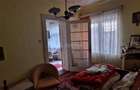Resita Casa Singur in Curte Zona Muncitoresc