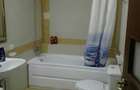 Inchiriez apartament ultracentral ultramodern cu parcare privata - 2