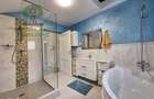 VILA INDIVIDUALA 5 camere, 2 bai, TEREN 600mp, Bl. POITIERS-Hlincea