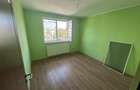 Apartament cu 3 camere, de , zona sud, scoala 8 - 4