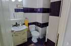 Zamca- zona cu verdeata. Apartament cu 2 camere decomandate - 12