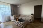 Apartament cu 3 camere decomandat în Sud
