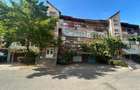 Proprietar-apartament cu 3 camere ,ultracentral,garaj,boxa si vedere spre cetate - 3