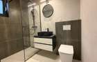 Apartament la vila 4 camere 3 bai si curte 200 mp in Arhitectilor - 12