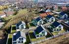 Vand casa cu 4 camere, 2 bai, suprafata utila 140 si teren 500 mp