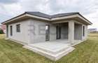 Casă cu 4 camere cu Teren 502 Mp în Sânmartin - 3