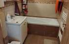 Apartament cu 3 camere - zona Buziasului - decomandat - 4