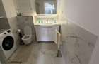 Inchiriez apartament cu 2 camere living baie bucatarie si o terasa spatioasa