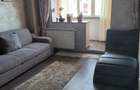 Inchiriez apartament cu 2 camere, semi-decomandat, loc de parcare inclus, prima inchiriere - 2