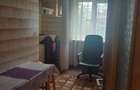 Inchiriez apartament 3 camere decomandat , confort 1, etaj 1/4, Pitesti , zona centrala.. De preferat eleve / studente. - 3