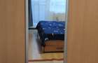 Închiriez apartament cu două camere 