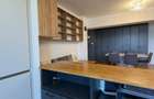 Apartament cu 3 camere decomandat, mobilat în Iancu Nicolae