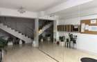 Apartament 2 camere cu gradina privata de 51 mp, foisor si 2 locuri p