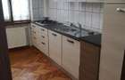 Inchiriez ap 2 camere zona precista - 1