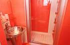Apartament spatios cu doua camere de inchiriat la casa