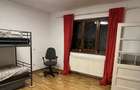 Casa 3 camere, centrul vechi, curte comuna,statie bus la 2 min, centrala - 6