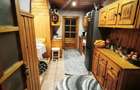 Casa de vanzare, cu 3 camere, 80 mp, 900 mp teren, Siret - 2