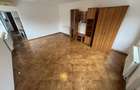 Casa 120 mp + casa 49 mp, teren 640 mp, deschidere 15 ml, Calea Dobrogei Valu - 10