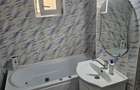 Inchiriez apartament cu 2 camere + living - 12