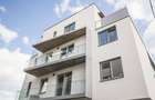 Apartament cu 3 camere decomandat în Parcul Carol - 2