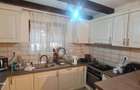 Casa in Gros cu poten?ial afacere (Camping,Pensiune, etc) - 2