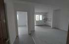 Apartament cu 2 camere semidecomandat în Apărătorii Patriei - 1