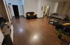 Apartament cu 3 camere decomandat în Sisești - 3