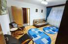 De inchiriat apartament 2 camere, et. 3, zona Hotel - 11