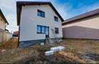 Casă cu Teren 390 Mp în Craiova - 2