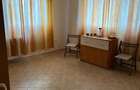 Casă cu 3 camere cu Teren 1000 Mp în Central - 2