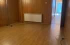 Casă cu 4 camere cu Teren 190 Mp în București - 11
