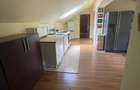 Apartament cu 3 camere semidecomandat în Florești - 3