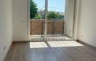 Apartament cu 3 camere decomandat în Tractorul - 12