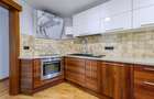 Apartament cu 3 camere decomandat în Central - 1