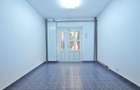 Spațiu comercial, de 44 mp, în Calea București - 5