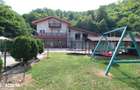Vand casa P+E+M in Govajdia, la 14km de Hunedoara, teren 1100mp, garaj