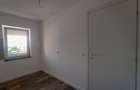 Apartament cu 2 camere decomandat în Tractorul - 11