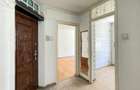 3 camere | decomandat | 5 min metrou 1 Decembrie | COMISION 0% - 17