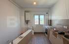 Apartament/ birou cu 3 camere, decomandat, nemobilat, Doroba - 1