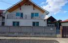 Casă cu 6 camere în Moșnița Nouă - 8