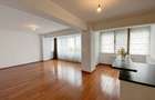 Apartament cu 3 camere decomandat în Titan - 2