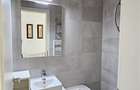Apartament cu 3 camere decomandat în Tractorul - 12